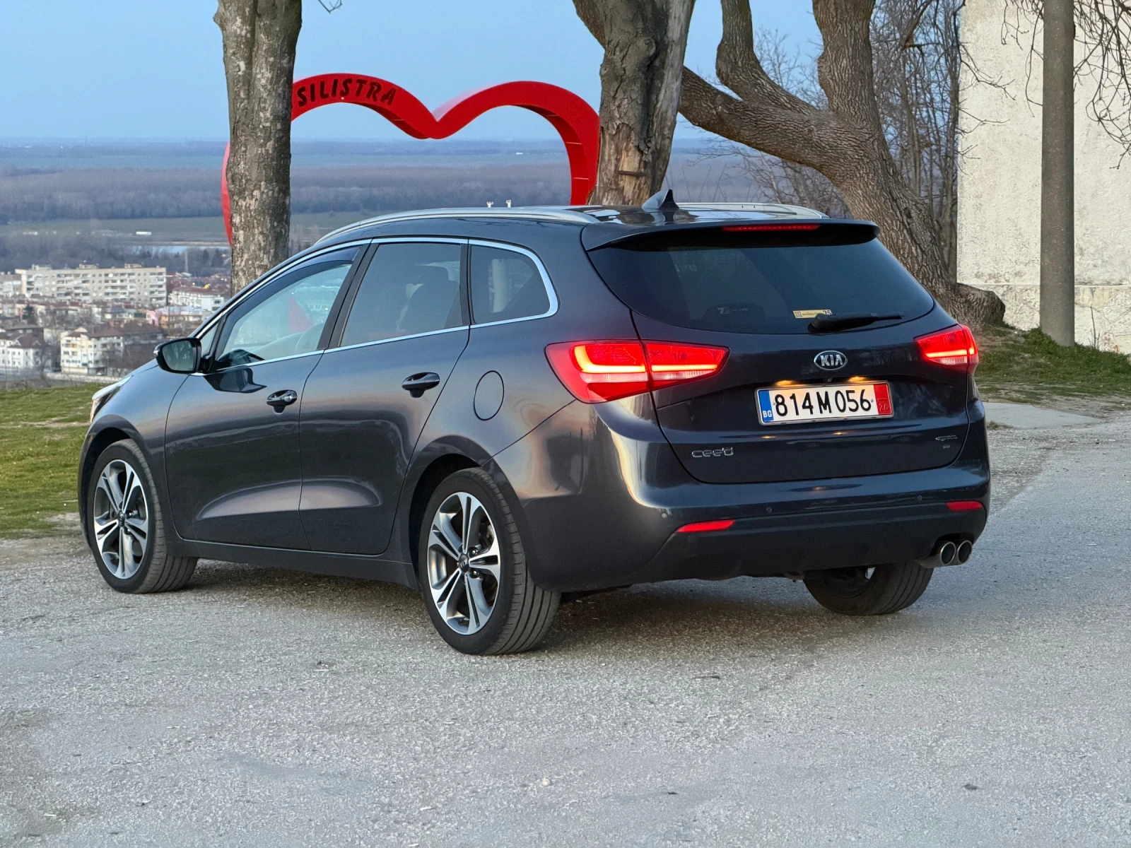 Kia Ceed GT-line, снимка 4 - Автомобили и джипове - 53904881