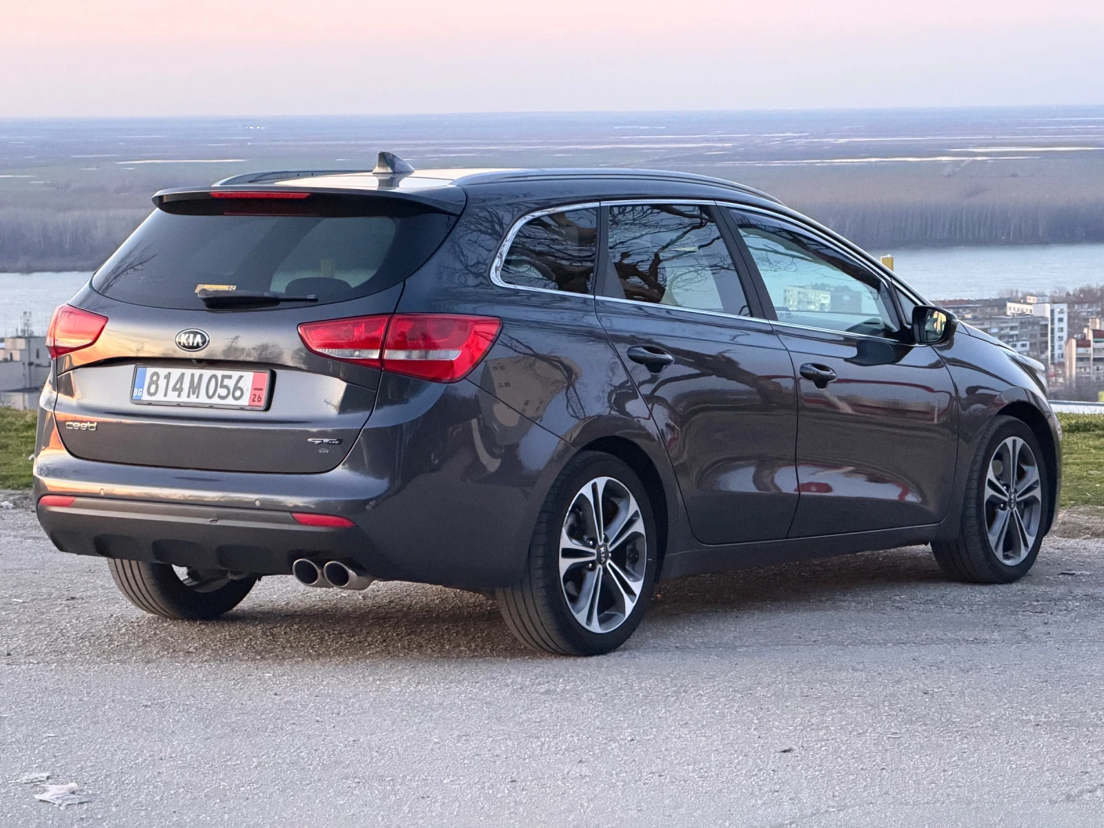 Kia Ceed GT-line, снимка 5 - Автомобили и джипове - 53904881