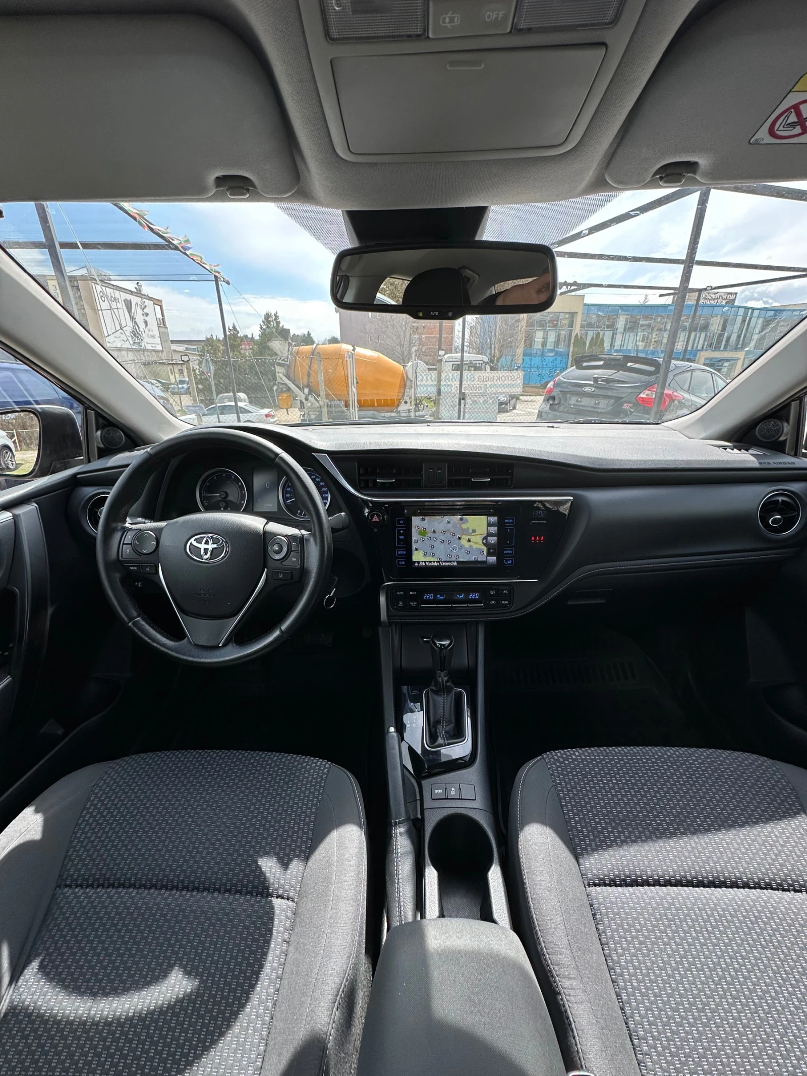 Toyota Corolla ������  | Mobile.bg � ����������� 8