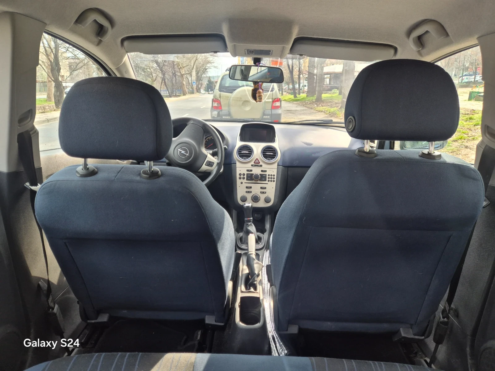 Opel Corsa, снимка 9 - Автомобили и джипове - 54047707