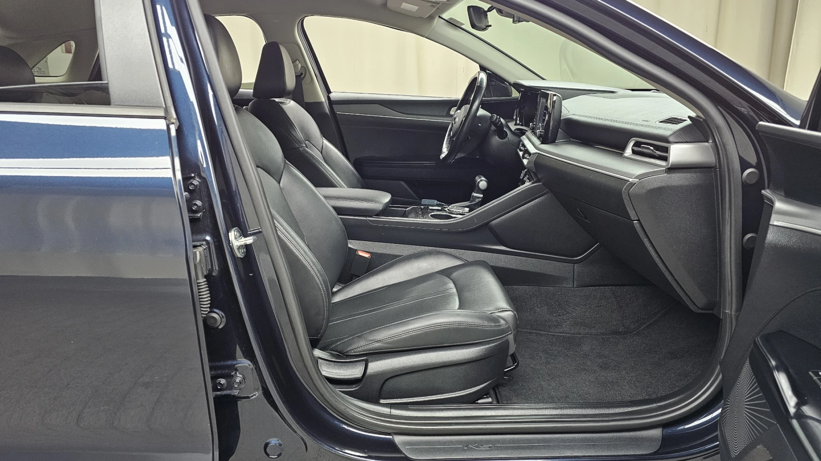 Kia K5 2.0LPI STANDARD autogeorge.com  | Mobile.bg � ����������� 10