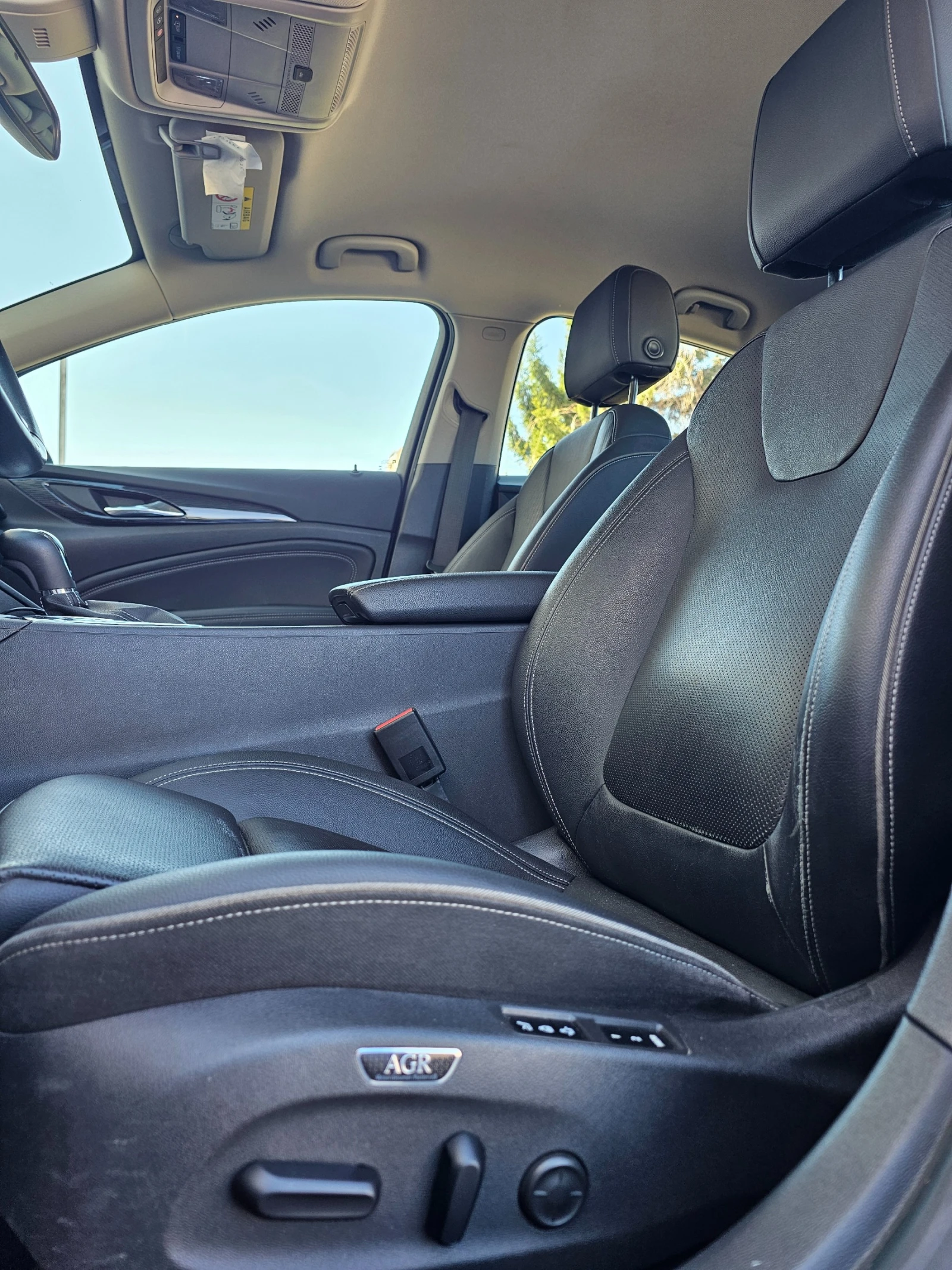 Opel Insignia GrandSportTurboD4X4, снимка 13 - Автомобили и джипове - 54176016