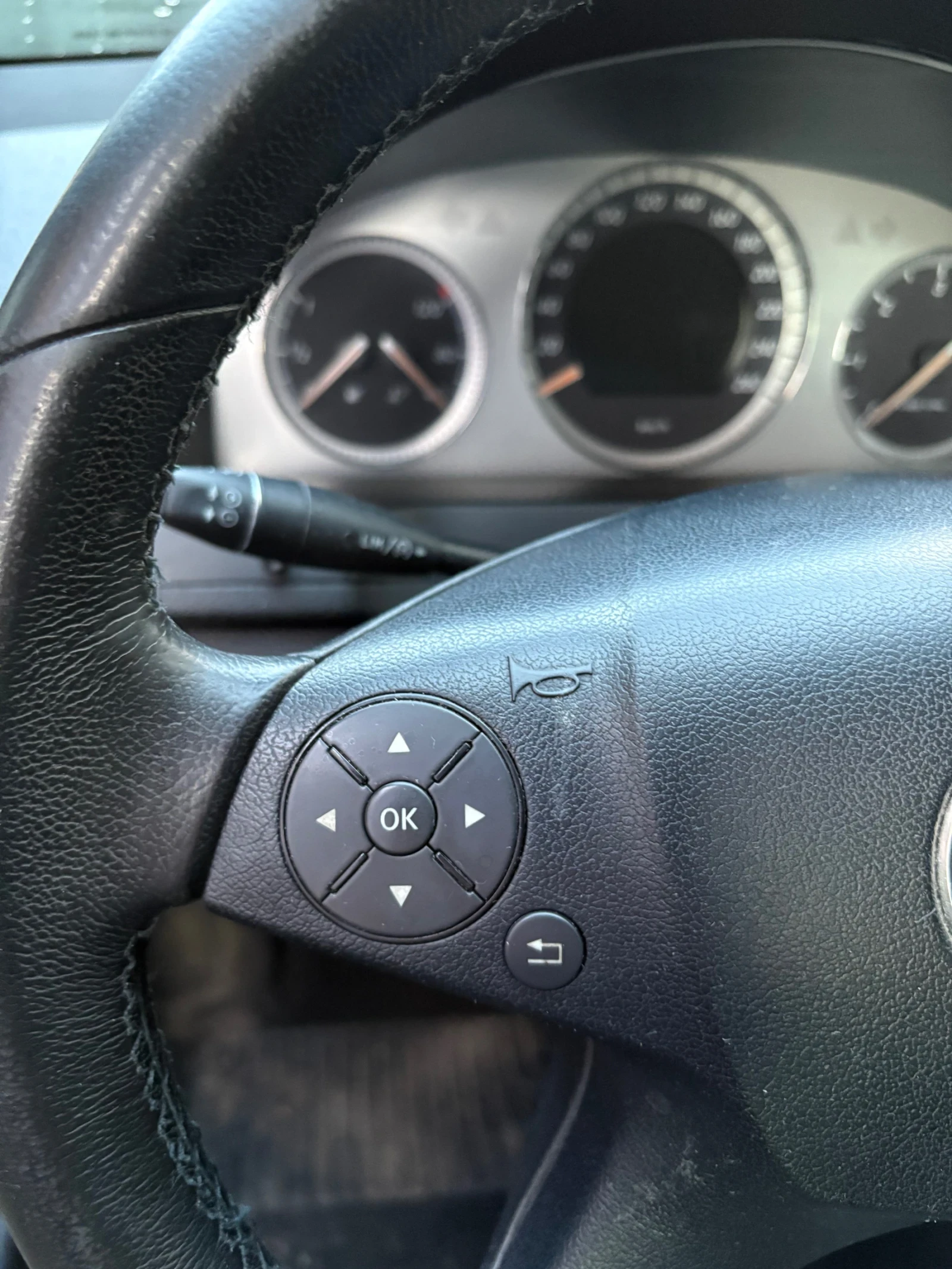 Mercedes-Benz C 220 2.2d 170�.�. Avangard/Avtomat/646 | Mobile.bg � ����������� 15