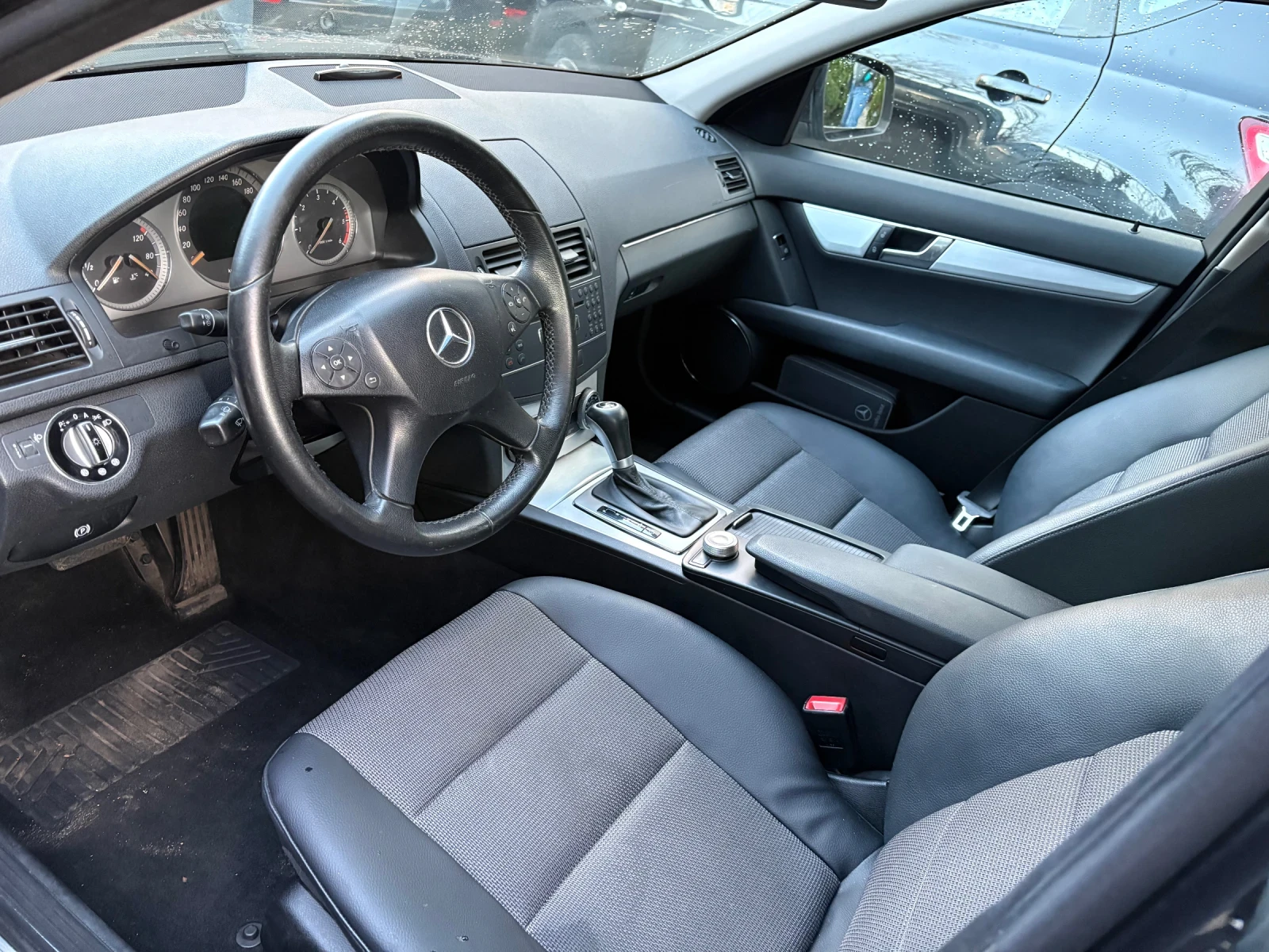 Mercedes-Benz C 220 2.2d 170�.�. Avangard/Avtomat/646 | Mobile.bg � ����������� 16