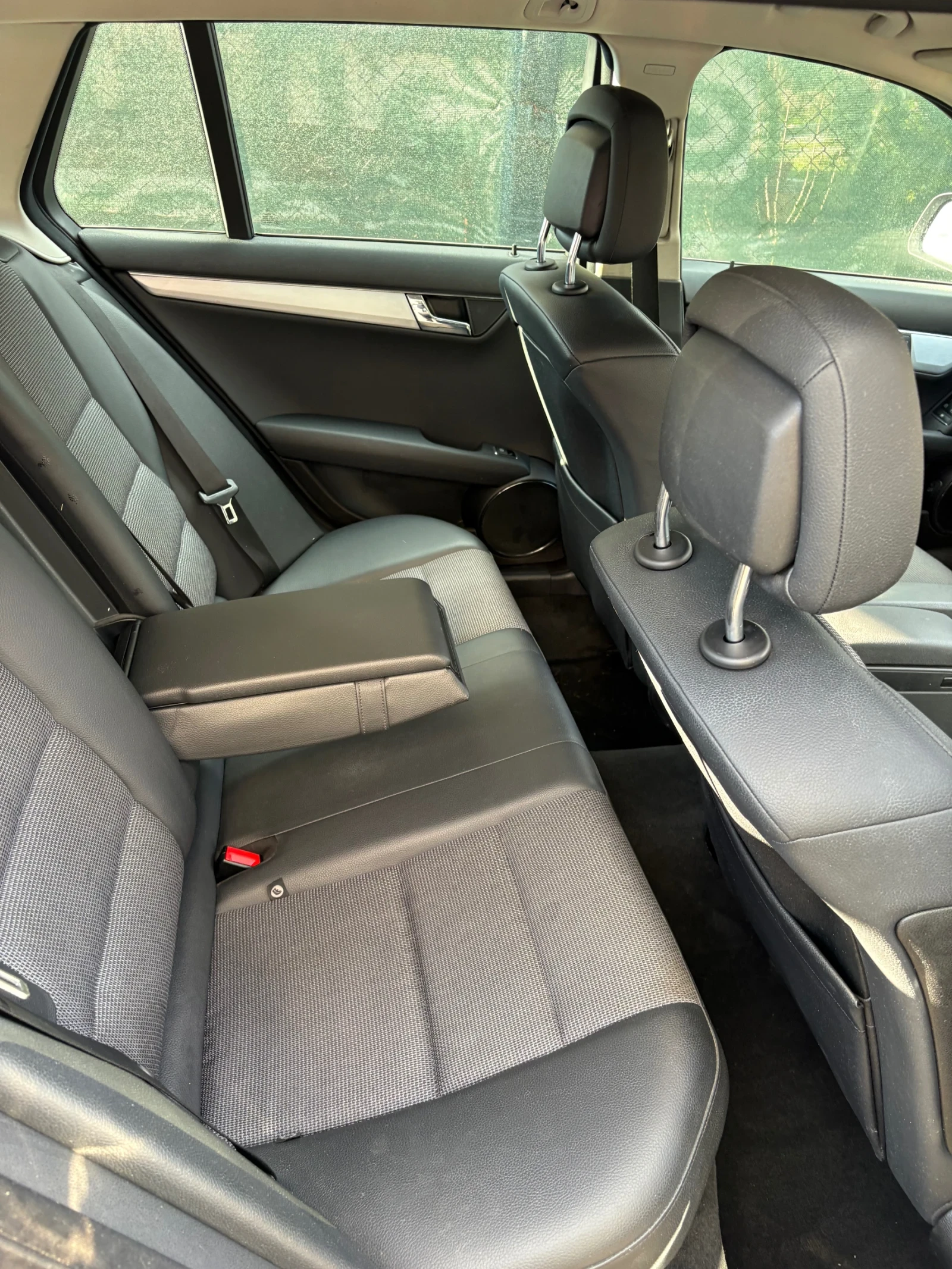 Mercedes-Benz C 220 2.2d 170�.�. Avangard/Avtomat/646 | Mobile.bg � ����������� 14