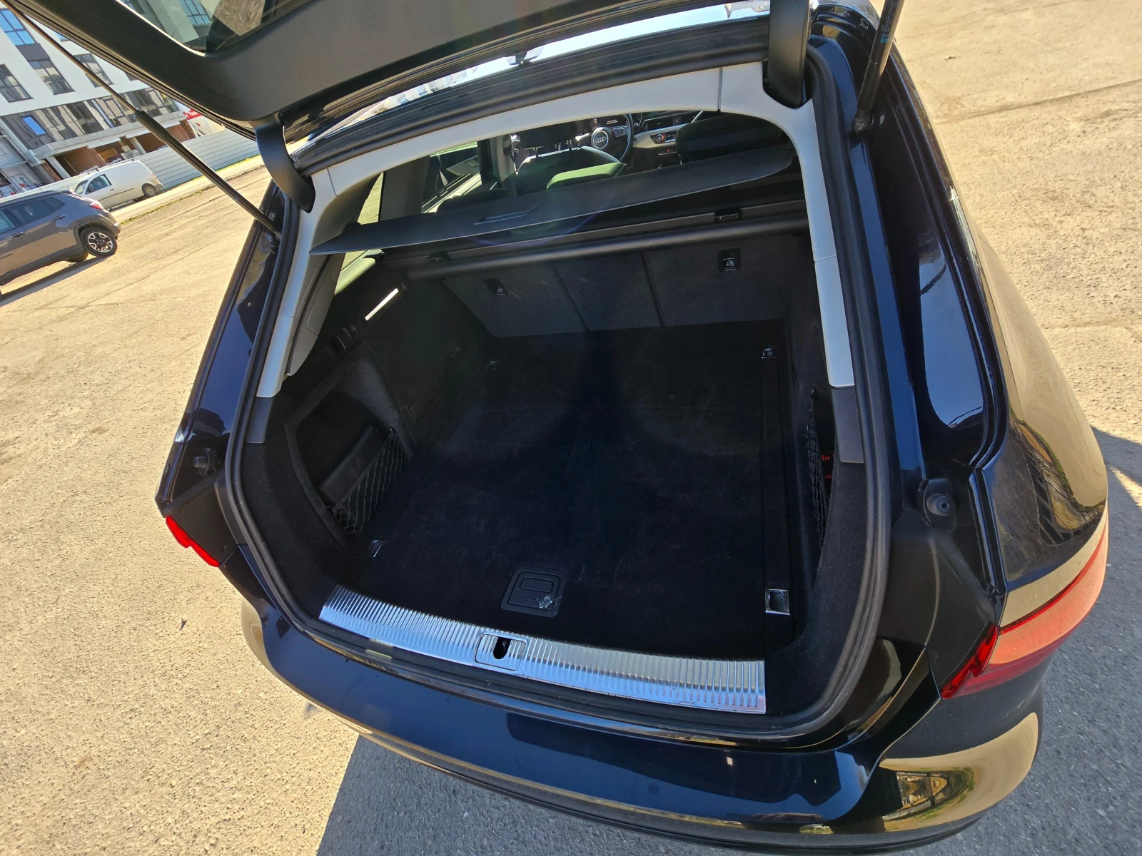 Audi A4, снимка 10 - Автомобили и джипове - 54215918