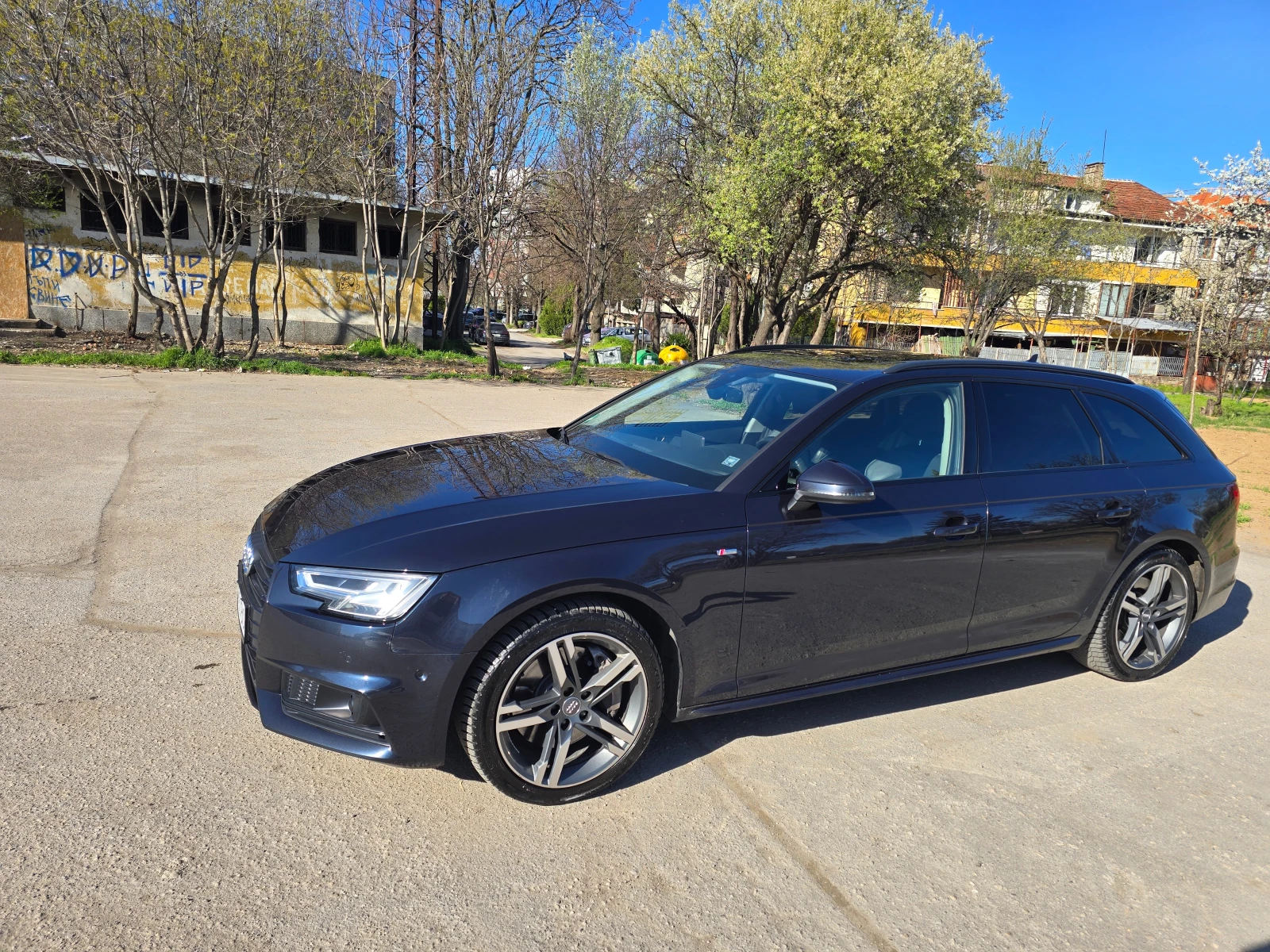 Audi A4, снимка 2 - Автомобили и джипове - 54215918