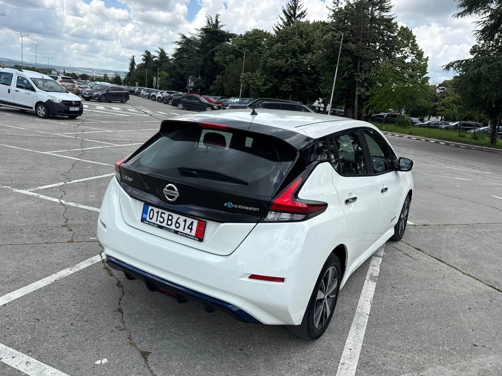 Nissan Leaf , снимка 5 - Автомобили и джипове - 54957990