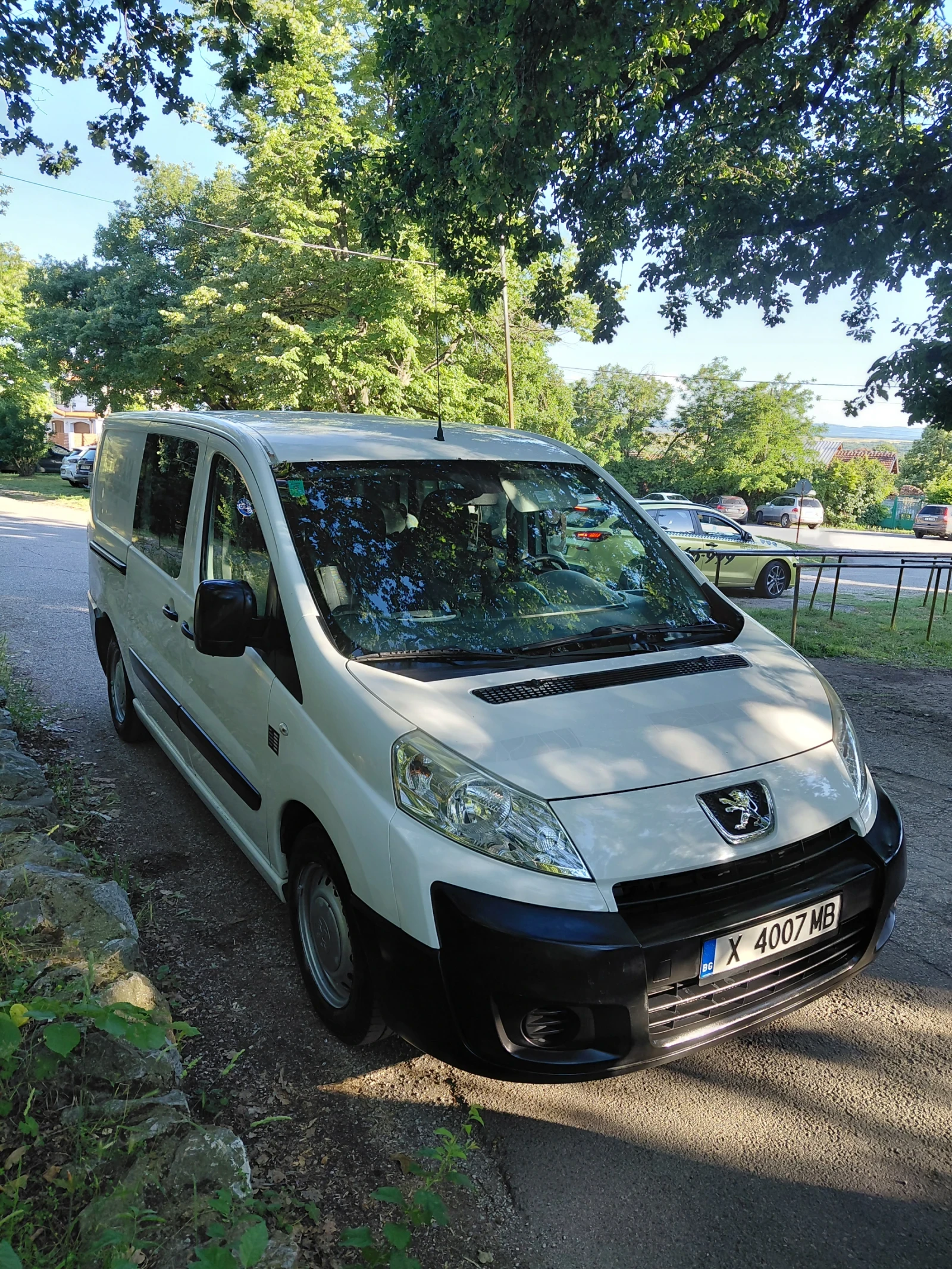 Peugeot Expert 2.0 Diesel Multivan, снимка 6 - Автомобили и джипове - 54962080