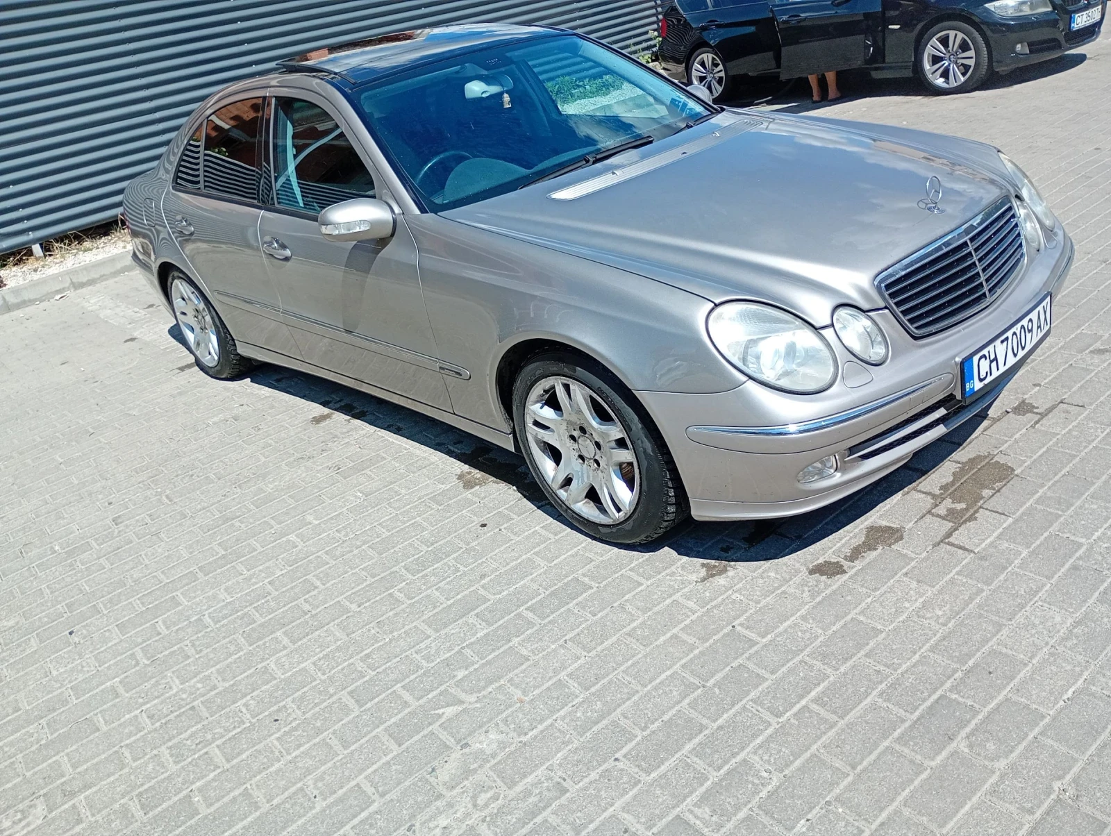 Mercedes-Benz E 240 2.4 м112, газ, 5г автомат, снимка 2 - Автомобили и джипове - 54980110