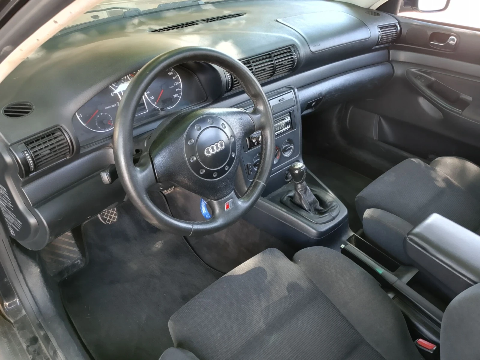 Audi A4, снимка 8 - Автомобили и джипове - 55100264