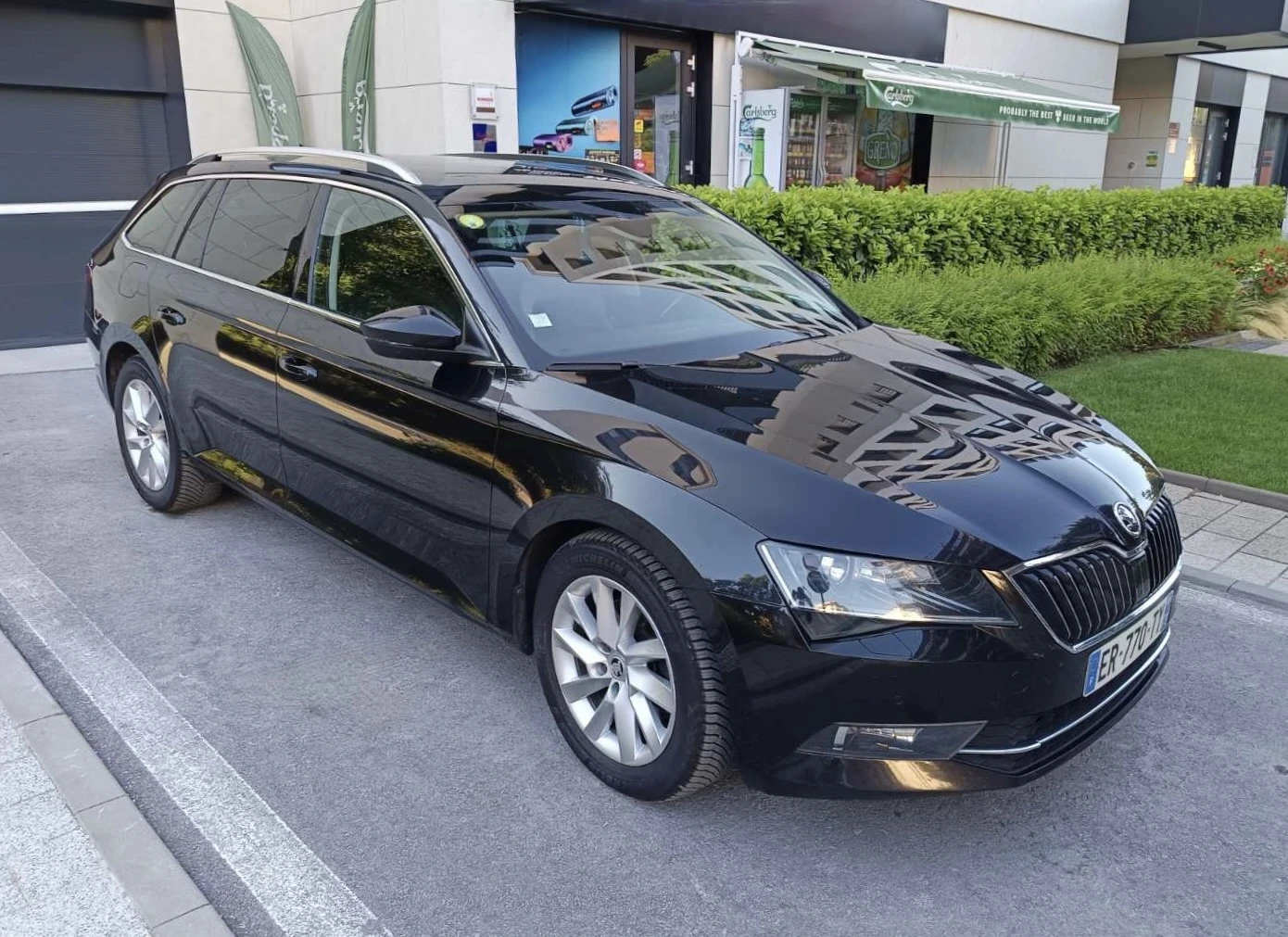 Skoda Superb 2.0 TDI 150 ALCANTARA, снимка 3 - Автомобили и джипове - 55246368