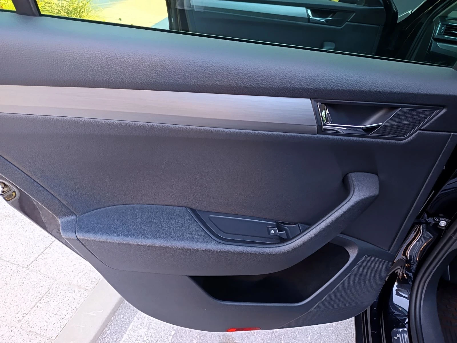 Skoda Superb 2.0 TDI 150 ALCANTARA, снимка 12 - Автомобили и джипове - 55246368