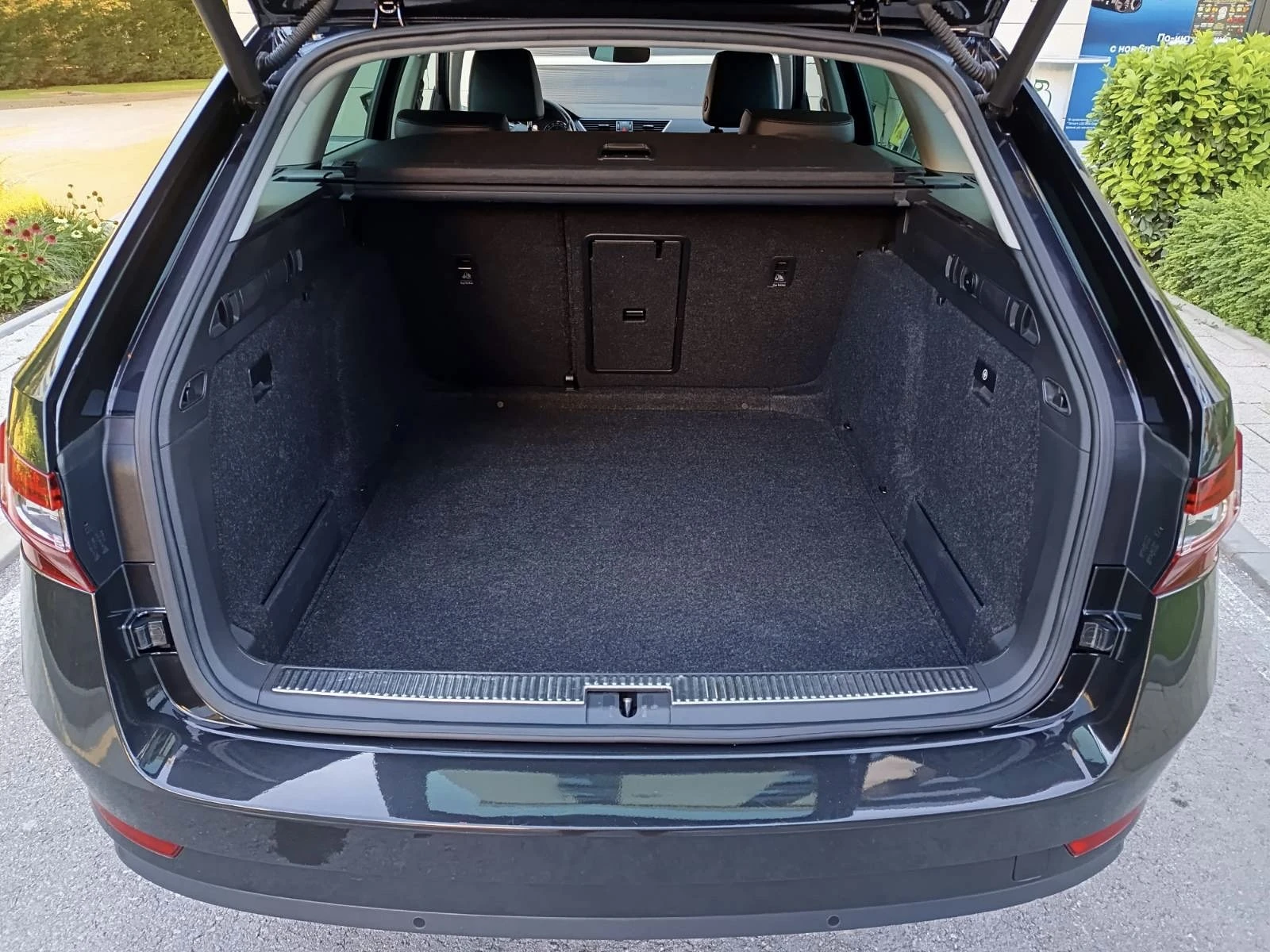 Skoda Superb 2.0 TDI 150 ALCANTARA, снимка 13 - Автомобили и джипове - 55246368