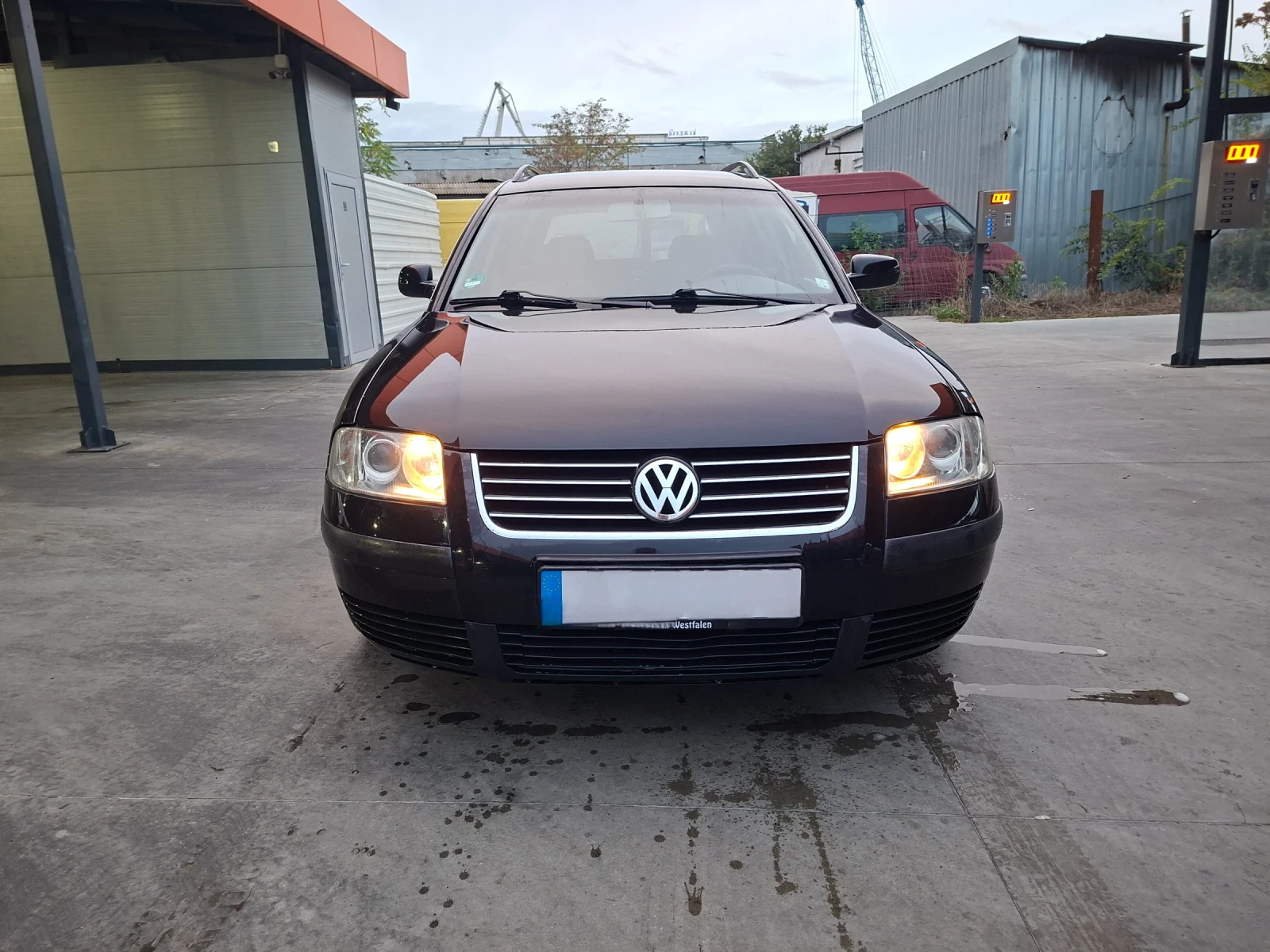 VW Passat AVF