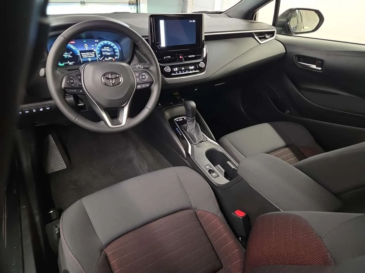 Toyota Corolla  Hybrid SE CVT AWD / ЗАДНА КАМЕРА / 2 КЛЮЧА , снимка 10 - Автомобили и джипове - 55583955