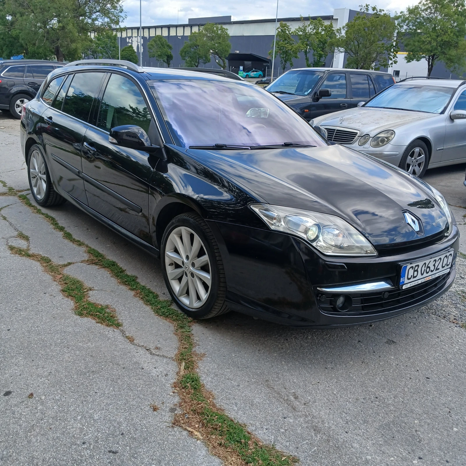 Renault Laguna АВТОМАТИК - ИНИЦИАЛЕ , снимка 4 - Автомобили и джипове - 55624408