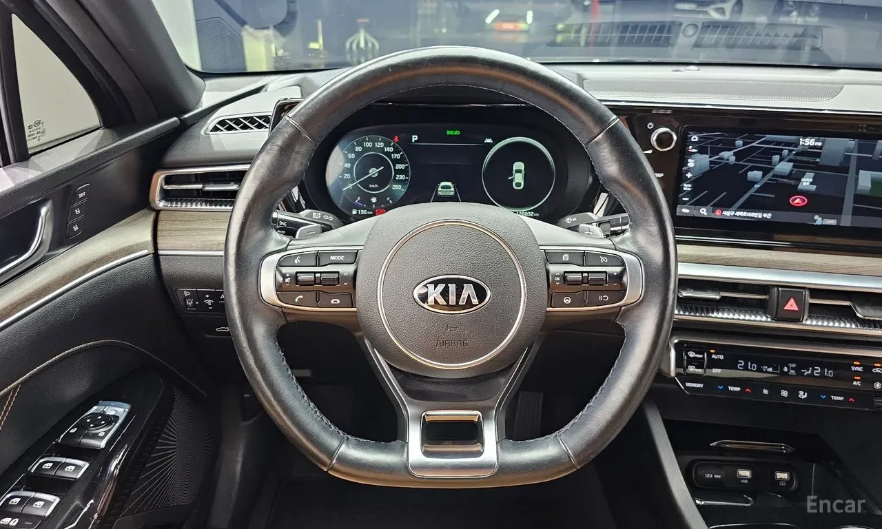 Kia K5 SIGNATURE| 360| CARPLAY| DISTRO| ОБДУХВАНЕ, снимка 13 - Автомобили и джипове - 56057816