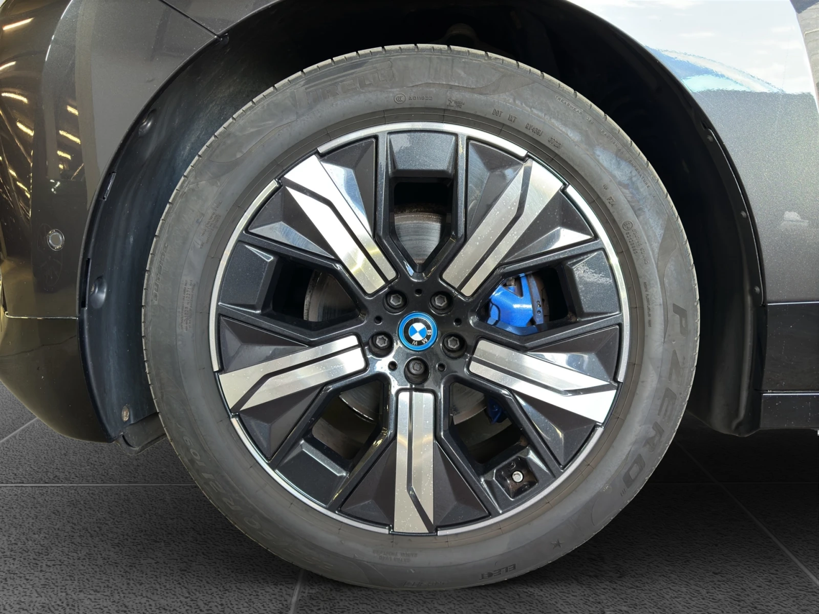 BMW iX xDrive50 | Mobile.bg � ����������� 5