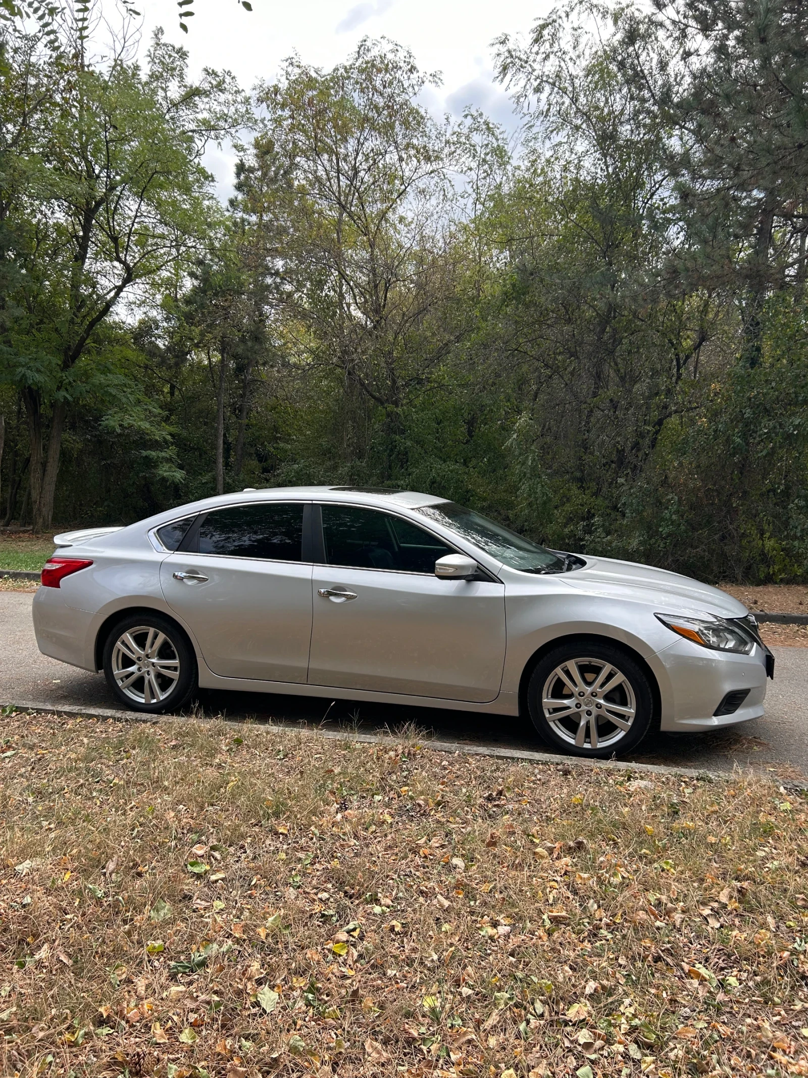 Nissan Altima 3.5 S Long , снимка 5 - Автомобили и джипове - 56259891