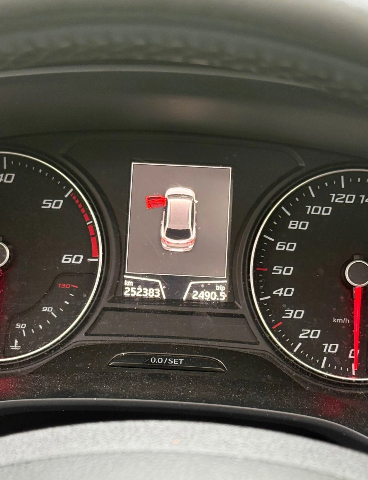 Seat Leon 1.6D, снимка 6 - Автомобили и джипове - 56288669