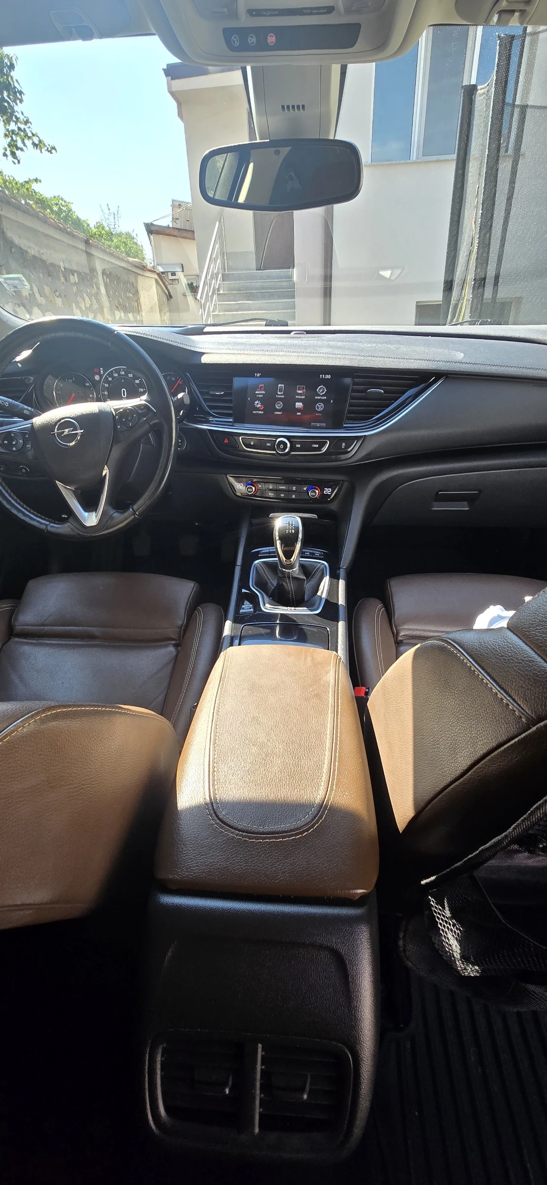 Opel Insignia 1.6 , снимка 10 - Автомобили и джипове - 56395936