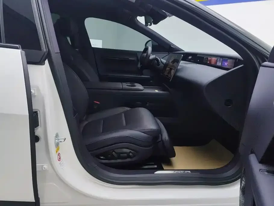 Avatr 06  Ultra Pure Electric Edition | Mobile.bg � ����������� 8