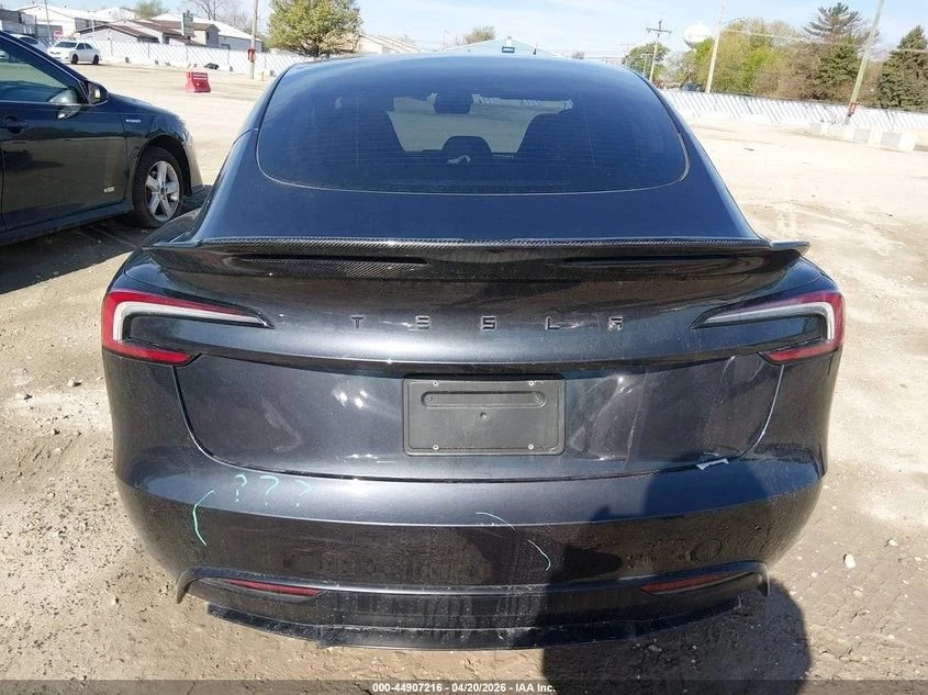 Tesla Model 3, снимка 6 - Автомобили и джипове - 56723347