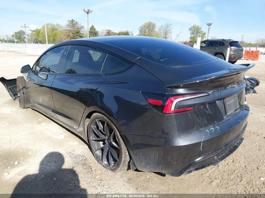 Tesla Model 3, снимка 4 - Автомобили и джипове - 56723347