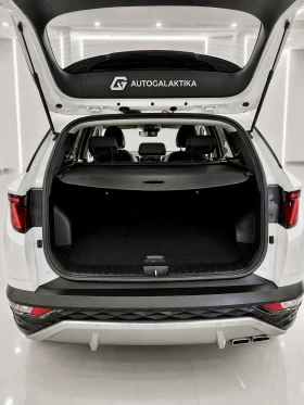 Hyundai Tucson CRDi Mild-Hybrid 4x4 Автоматик 09.2021 г., снимка 14