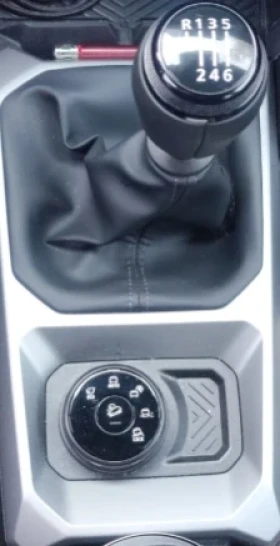 Dacia Duster 1.2, снимка 5 - Автомобили и джипове - 54345355