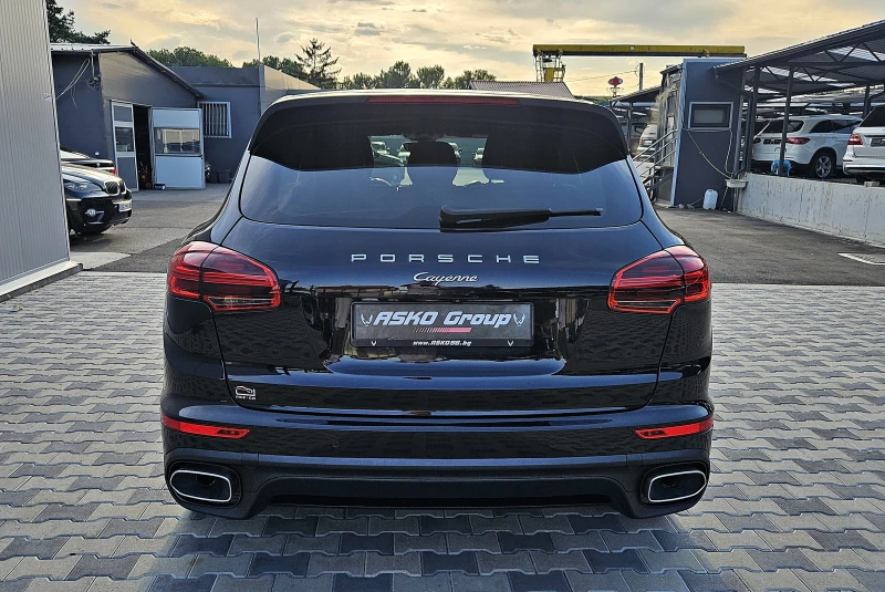 Porsche Cayenne PLATINUM EDITION/GERMANY/CAMERA/BOSE/ПОДГРЕВ/F1/LI, снимка 6 - Автомобили и джипове - 46913882