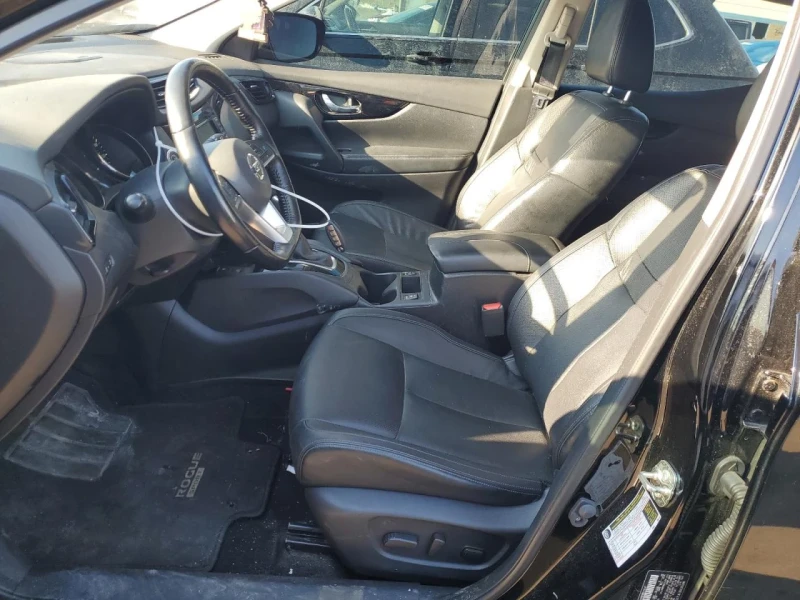 Nissan Rogue, снимка 7 - Автомобили и джипове - 49212737