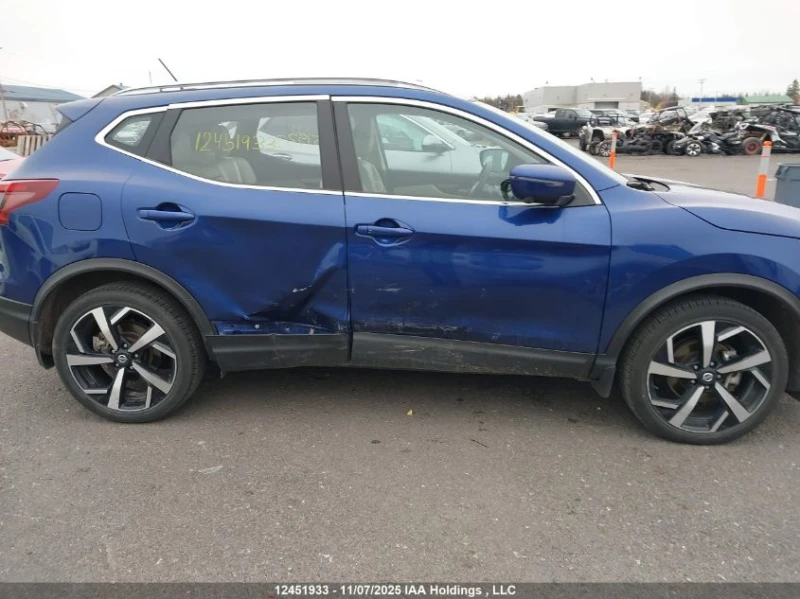 Nissan Qashqai 2.0* SV 77000km, снимка 10 - Автомобили и джипове - 52836737