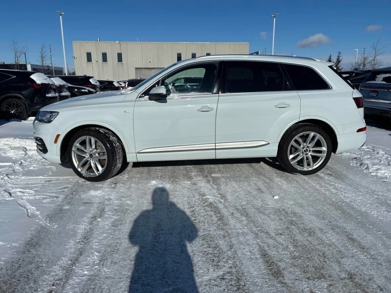 Audi Q7 * Technik * CARFAX * БЕЗ ПЪРВОНАЧАЛНА ВНОСКА, снимка 2 - Автомобили и джипове - 53173379