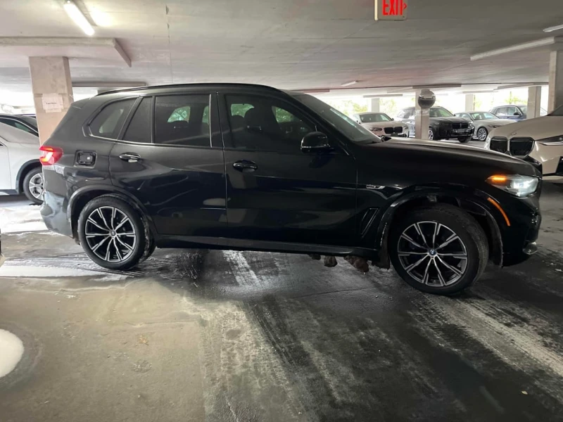 BMW X5 xDrive45e * CARFAX * PREMIUM ESSENTIAL PACKAGE, снимка 4 - Автомобили и джипове - 53396855
