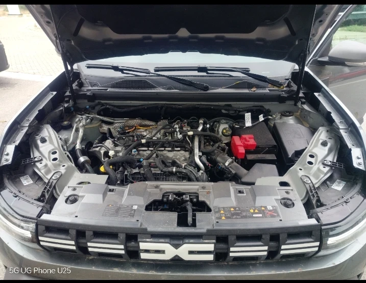 Dacia Duster 1.2, снимка 6 - Автомобили и джипове - 54345355