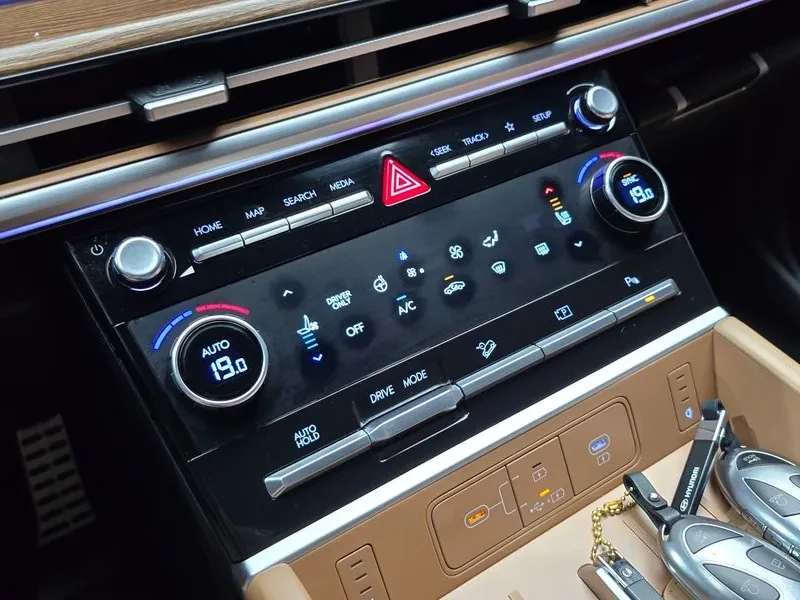 Hyundai Santa fe (Mx5) Hev 1.6 2Wd Prestige, снимка 17 - Автомобили и джипове - 54968883