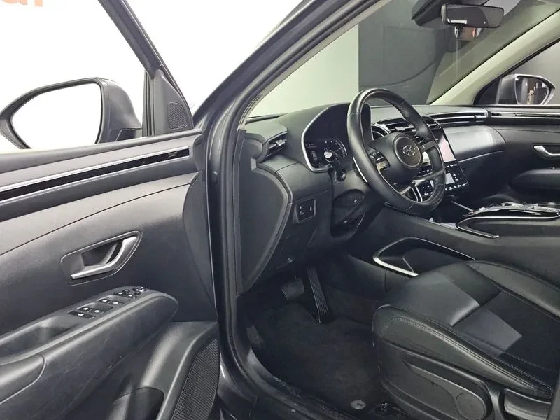 Hyundai Tucson Diesel 2.0 4Wd Premium, снимка 9 - Автомобили и джипове - 55098465