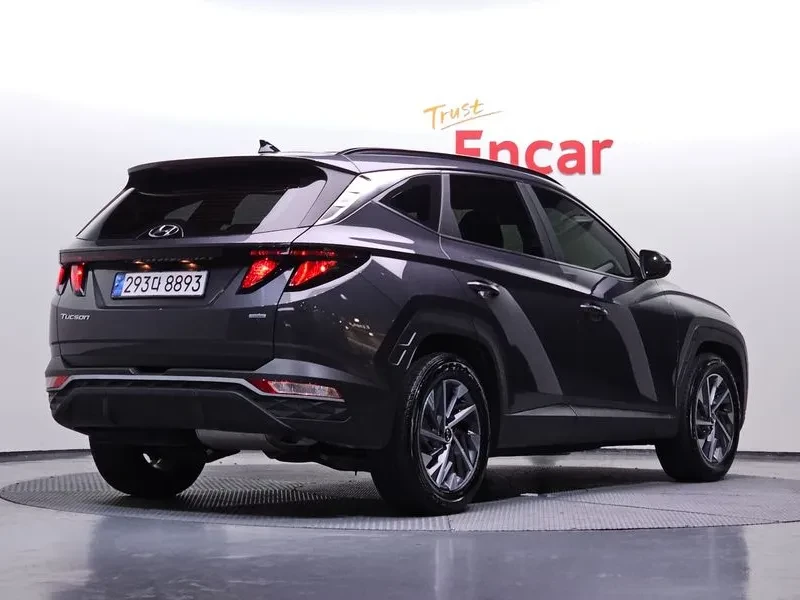 Hyundai Tucson Diesel 2.0 4Wd Premium, снимка 2 - Автомобили и джипове - 55098465