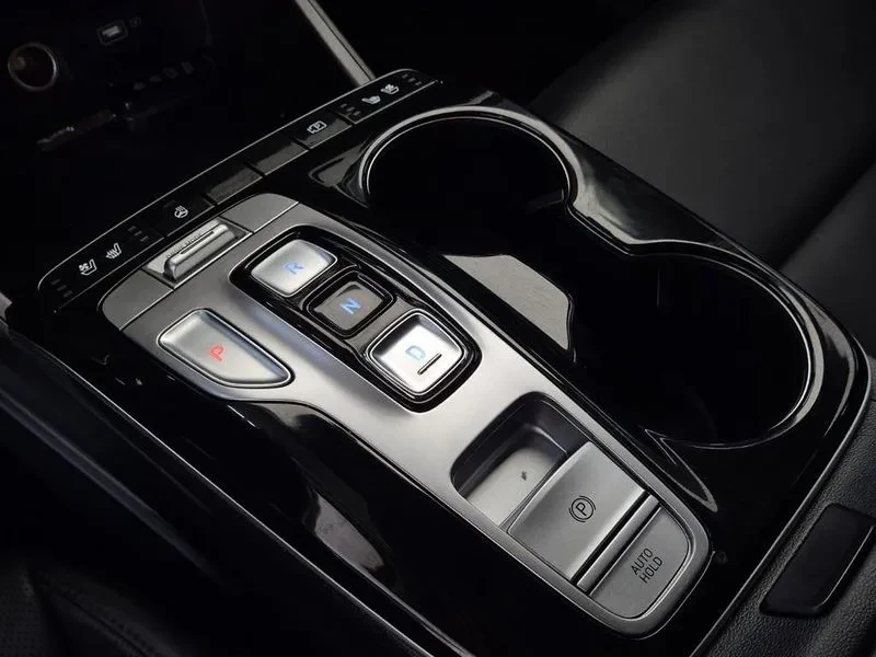 Hyundai Tucson 1.6 Hybrid - САМО 30% АВАНС, снимка 14 - Автомобили и джипове - 55991571