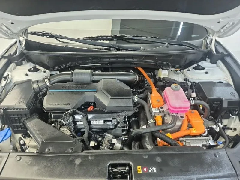 Hyundai Tucson 1.6 Hybrid - САМО 30% АВАНС, снимка 5 - Автомобили и джипове - 55991571