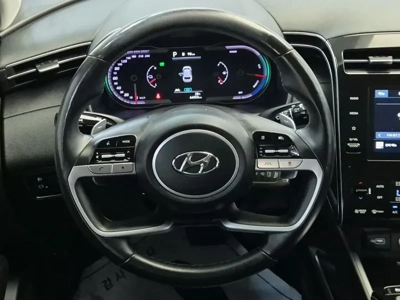 Hyundai Tucson 1.6 Hybrid - САМО 30% АВАНС, снимка 9 - Автомобили и джипове - 55991571