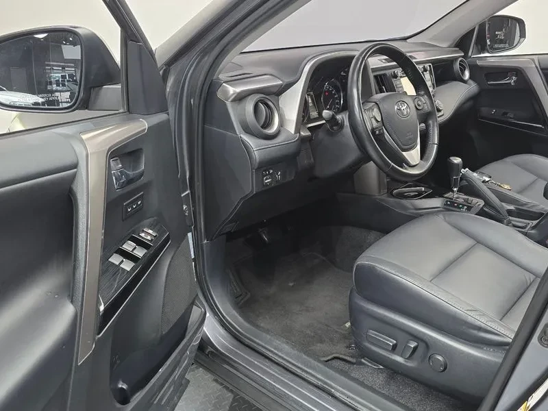 Toyota Rav4 2.5 2Wd 4Th Generation, снимка 10 - Автомобили и джипове - 56131018