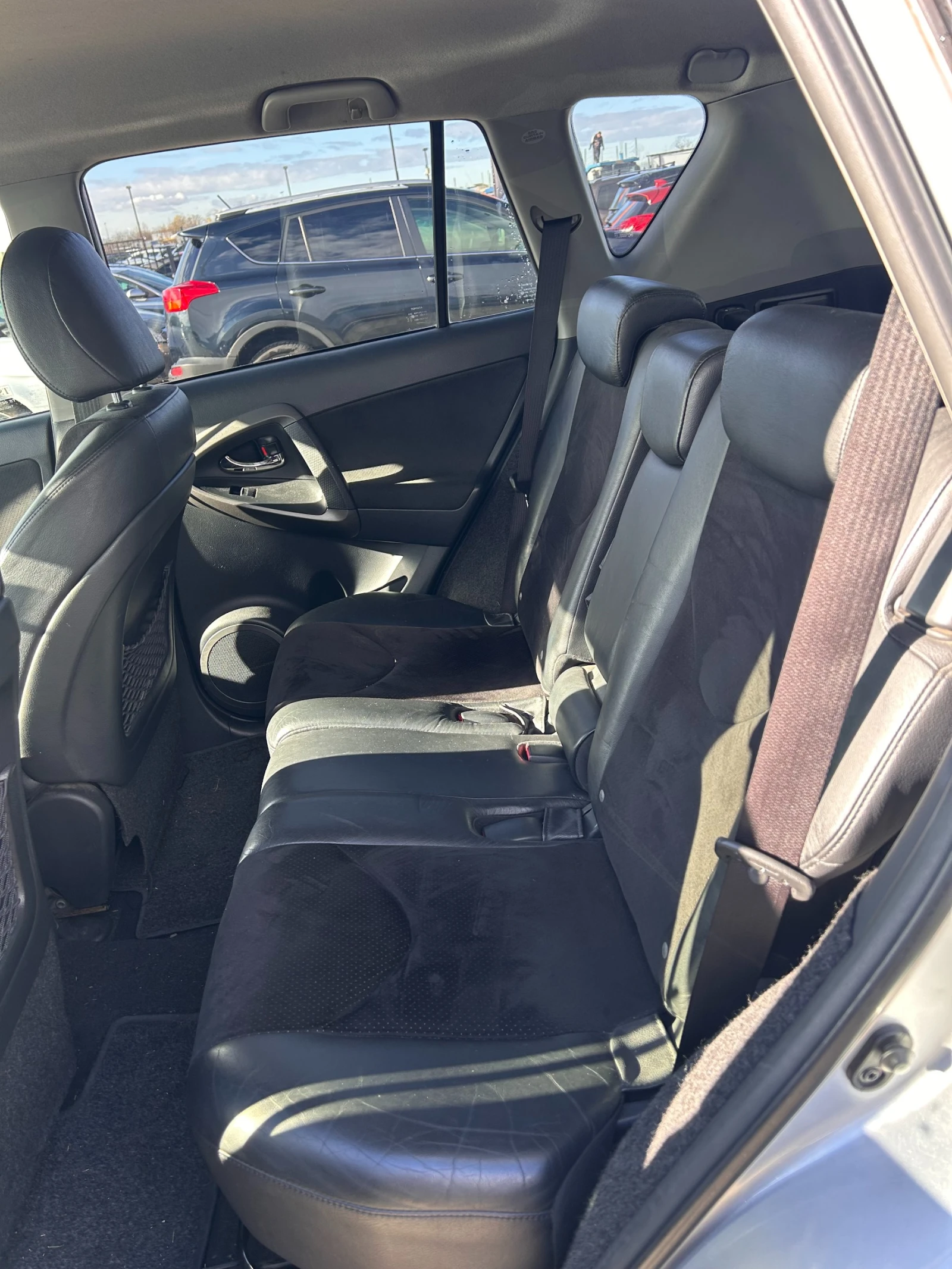 Toyota Rav4 2.2D-4D 4X4 KOJA/NAVI EURO 5 - изображение 10