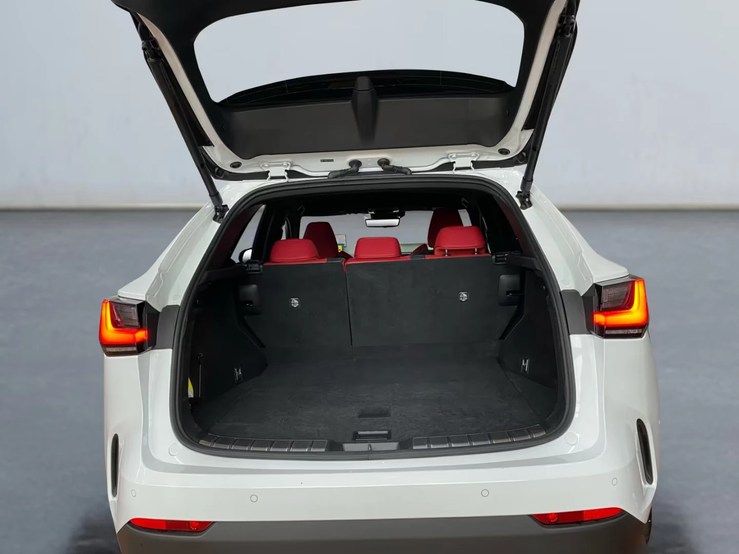 Lexus NX 450 F-SPORT/309HP/HUD/MEMO/360/LED/CPLAY/732g | Mobile.bg � ����������� 16