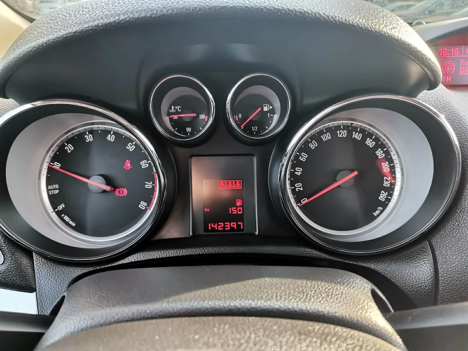 Opel Mokka 1.6 I 116 K.C, снимка 9 - Автомобили и джипове - 53811546