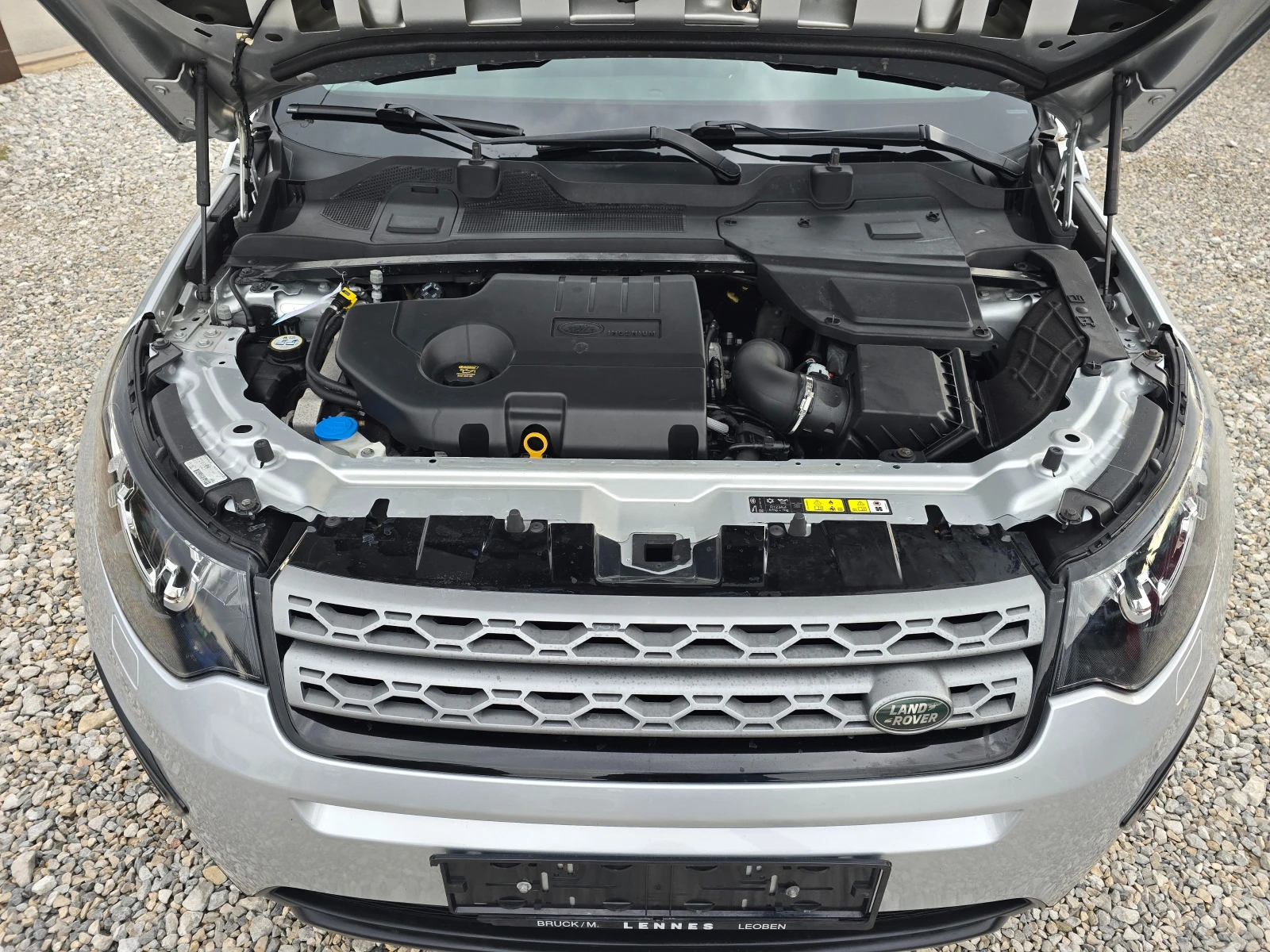 Land Rover Discovery Sport 2, 0 D НОВ ВНОС !! РЕАЛНИ 139000 км !! ЕВРО 6Б !!, снимка 17 - Автомобили и джипове - 54012271