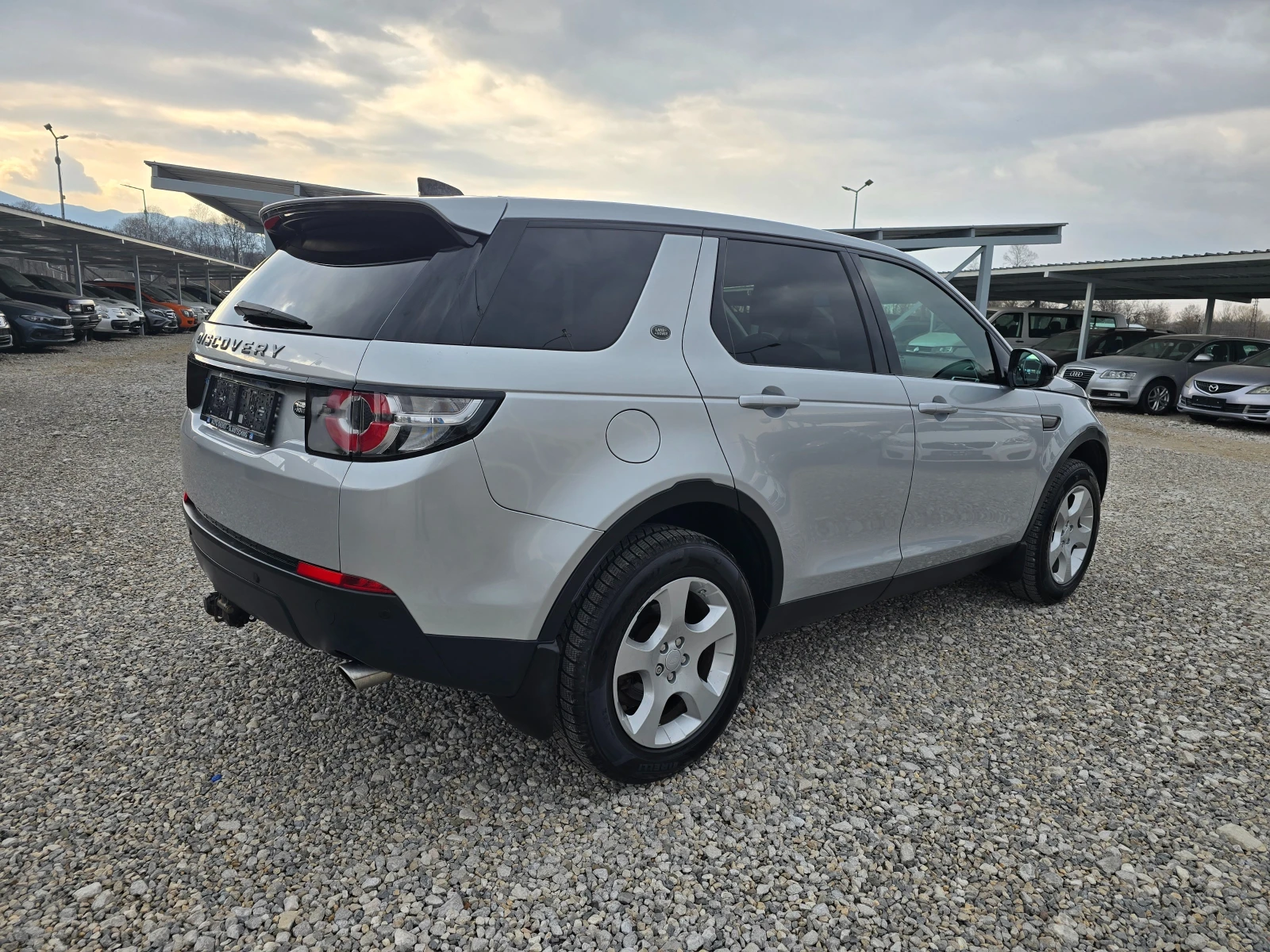 Land Rover Discovery Sport 2, 0 D НОВ ВНОС !! РЕАЛНИ 139000 км !! ЕВРО 6Б !!, снимка 5 - Автомобили и джипове - 54012271