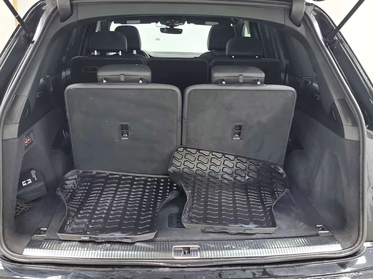 Audi Q7 * PROGRESSIV * CARFAX * ЦЕНА ДО БГ, снимка 15 - Автомобили и джипове - 54082130